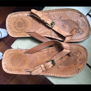Lucky Brand Flip Flops - used